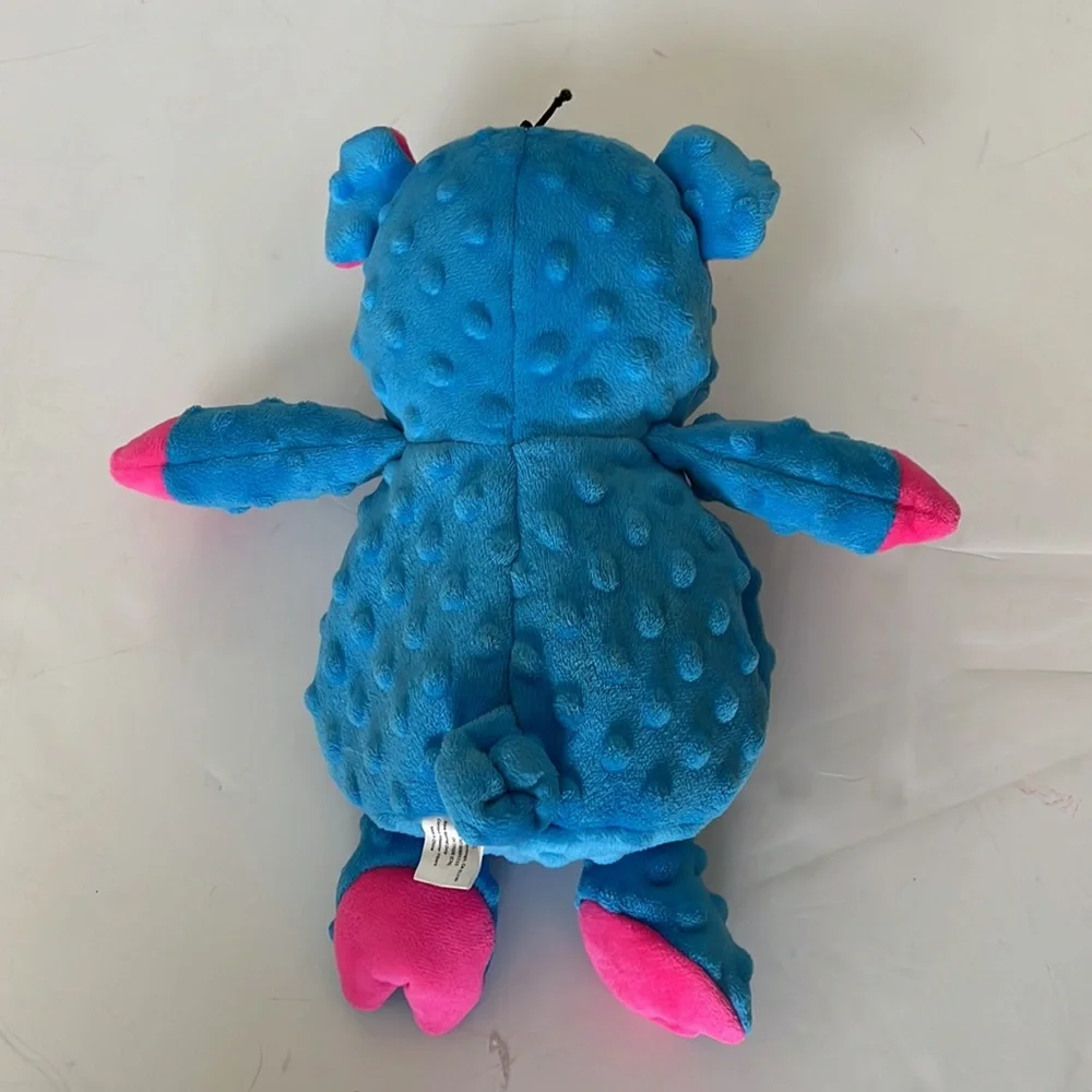petlou inc approx 13”x11”
